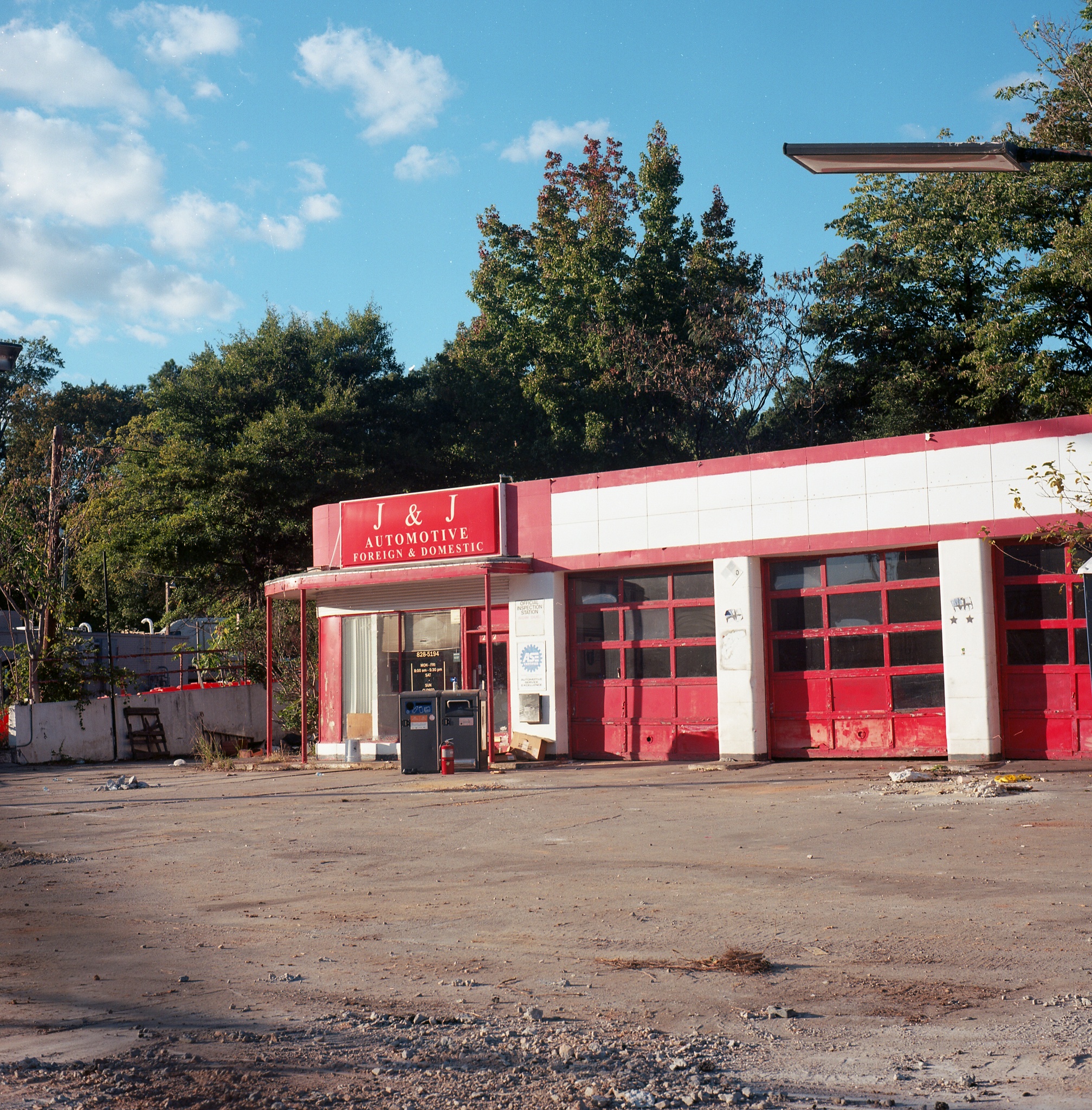 J&J Automotive - 2812 Hillsborough St